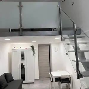 https://emilyhouse.sicilyhotelsitaly.net