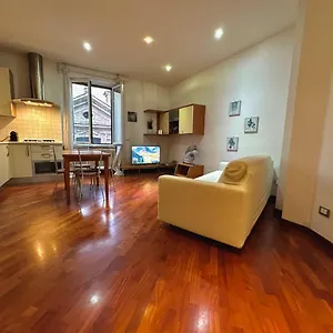 https://suite-mazzini.emilia-romagnahotels.net